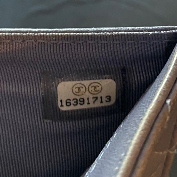 Lavender l zip CHANEL wallet - Picture 7 of 8